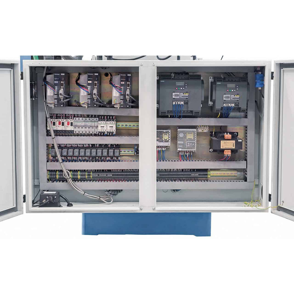 Universal milling machine with servo-assisted turret for UWF 200 Servo feeds