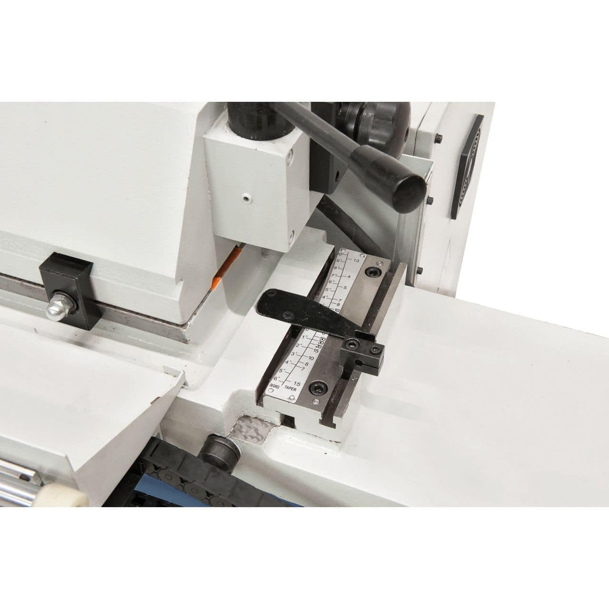 Universal cylindrical grinder URS 500 N