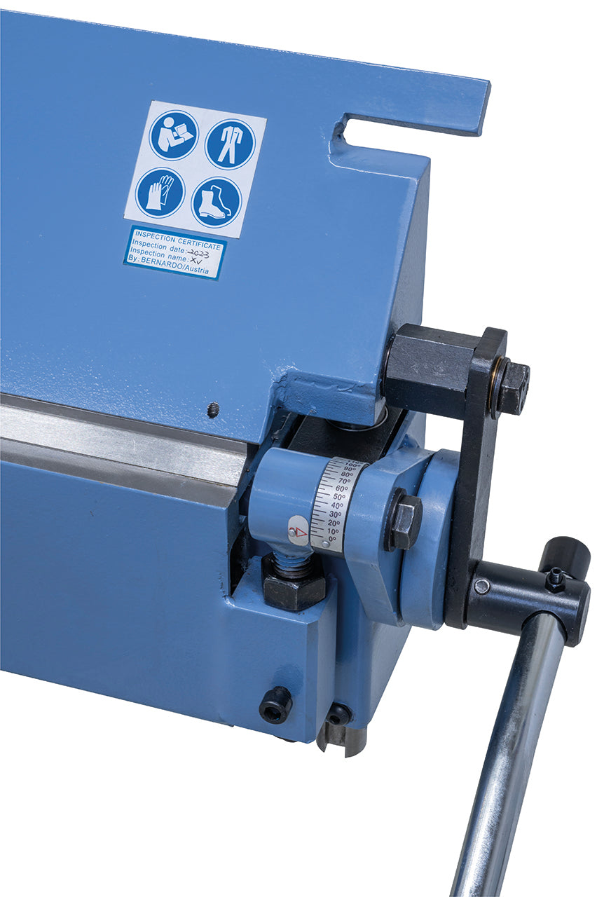 Bernardo BB 2540 RS – Piegatrice manuale 2540 mm con cesoia