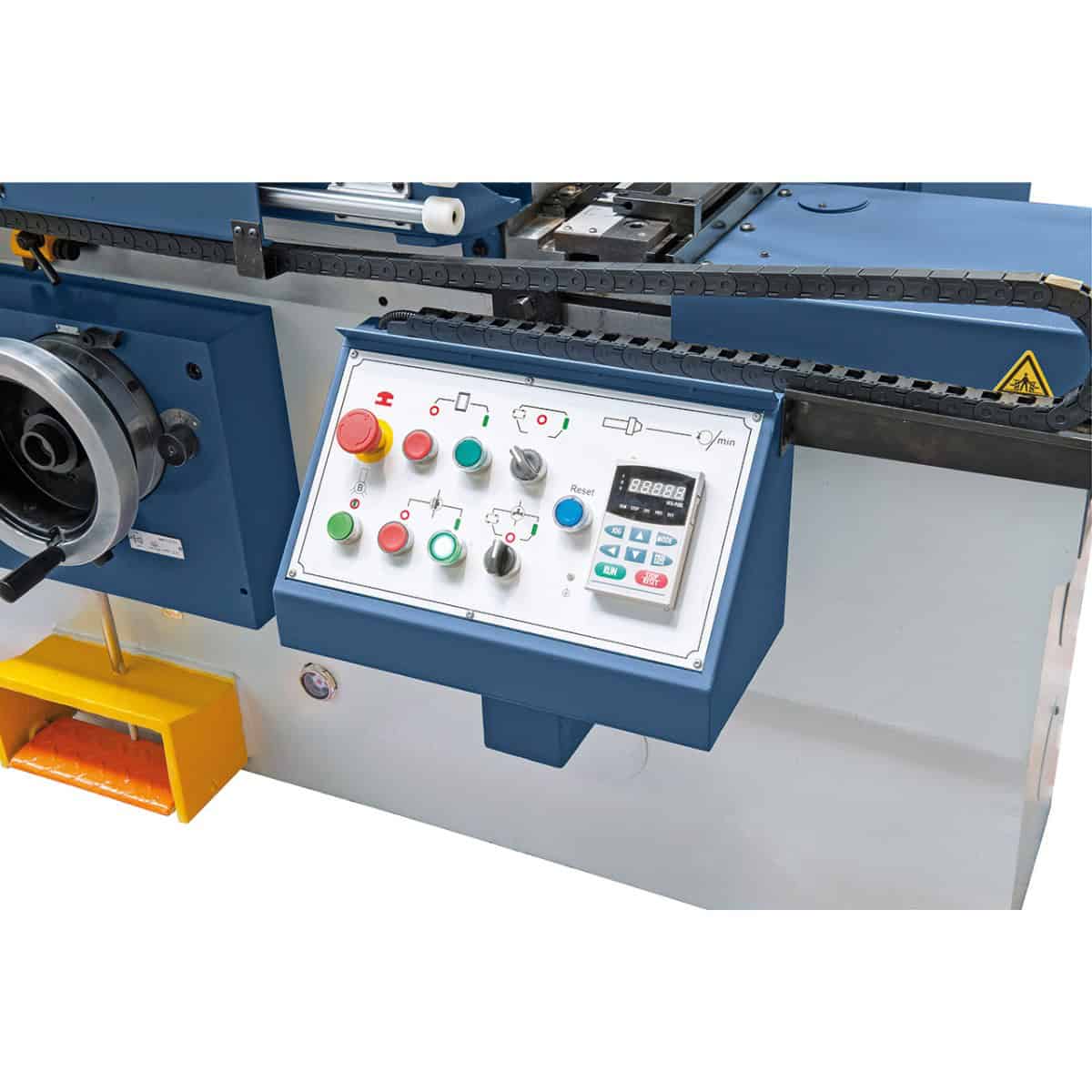 Universal cylindrical grinder URS 1000 N