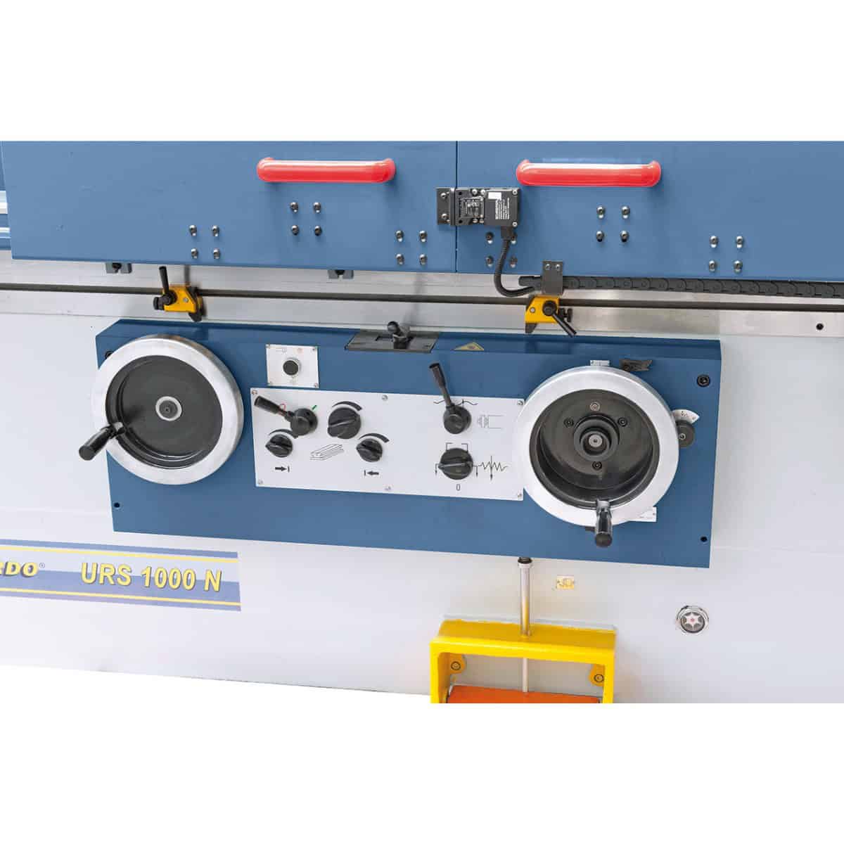 Universal cylindrical grinder URS 1000 N