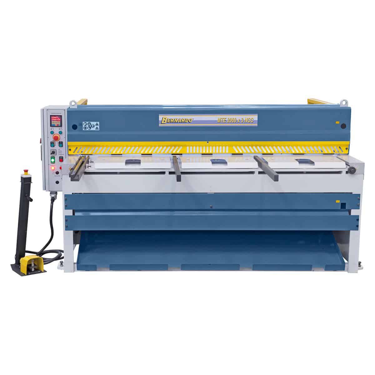 Motorized guillotine shear MTE 1560 x 3 NCC