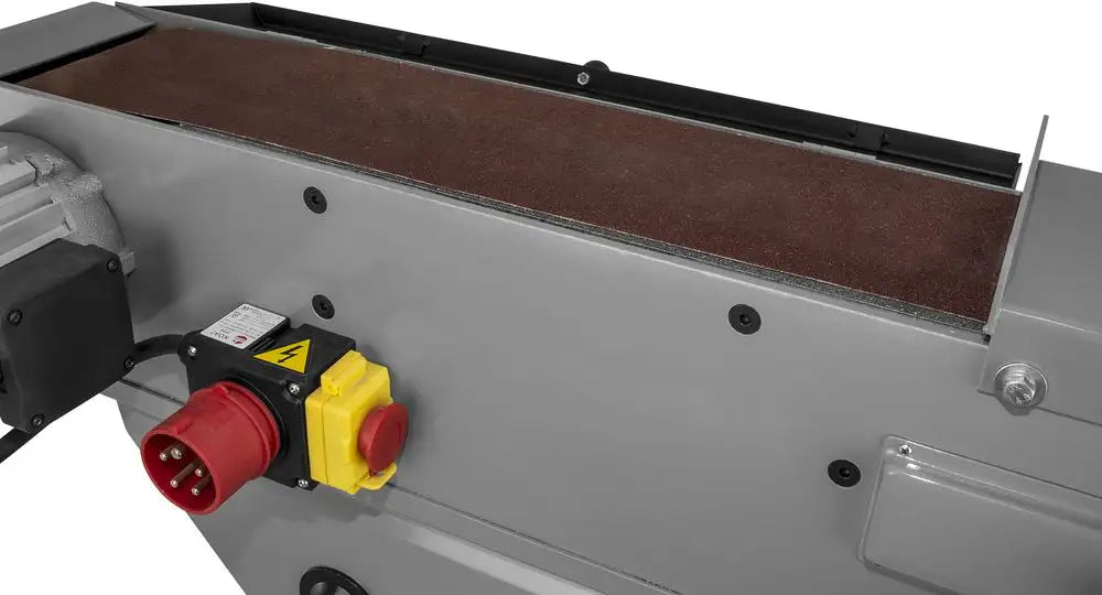 Levigatrice a nastro Guede GBSM 150 – 400V, 4 kW per metallo