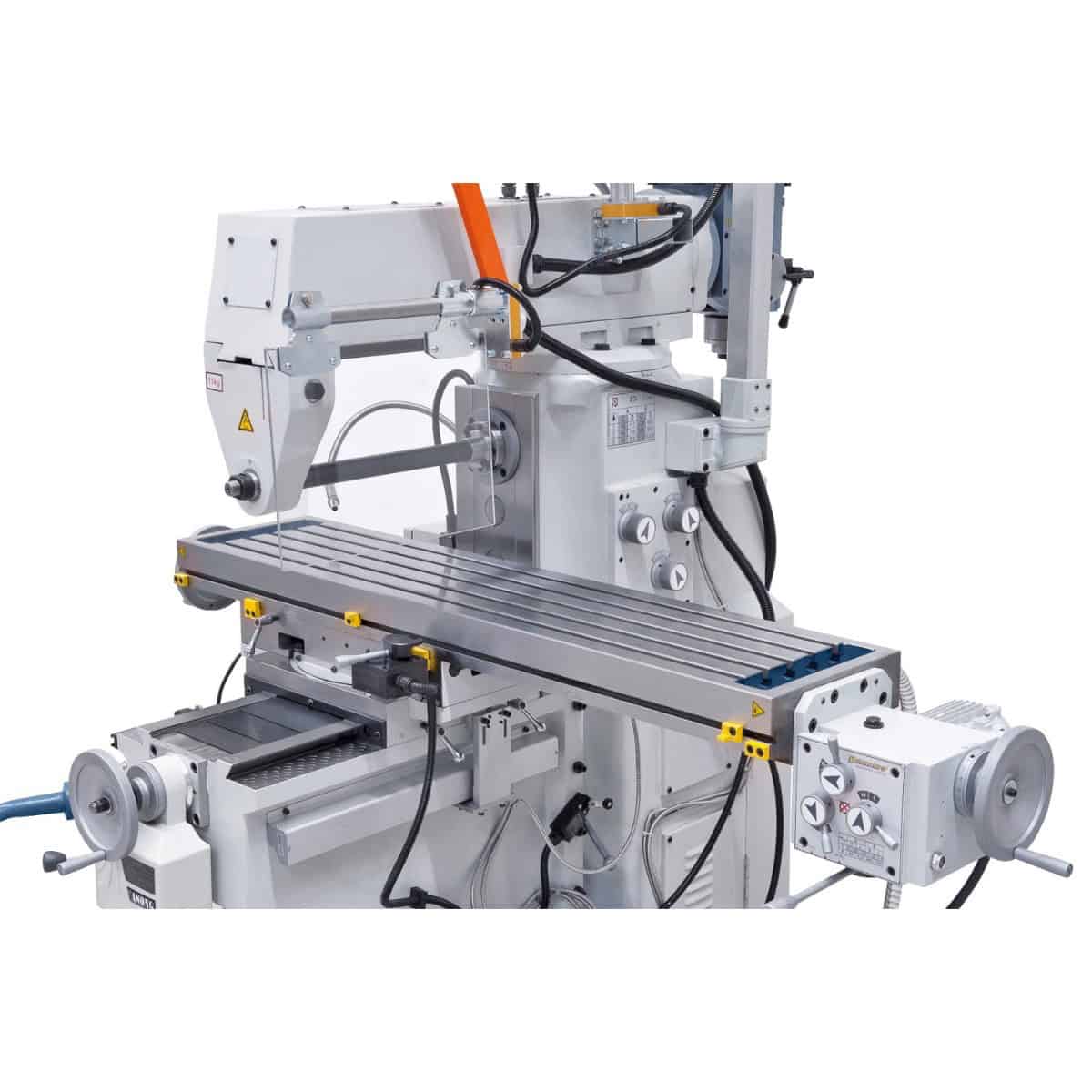 UWF 90 V universal milling machine with pneumatic tool clamping