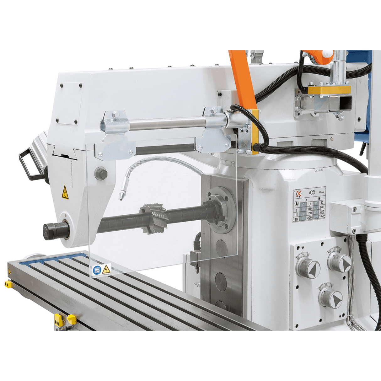 Universal milling machine UWF 90 with digital position display