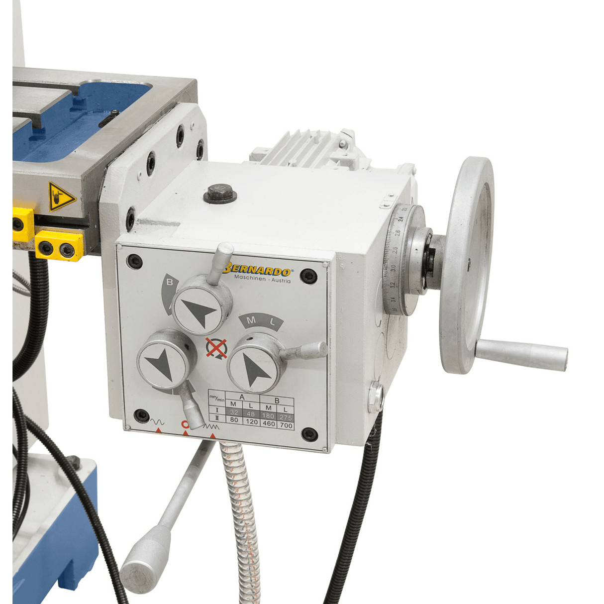 Universal milling machine UWF 80 E incl. 3-axis digital display and Y-axis feed