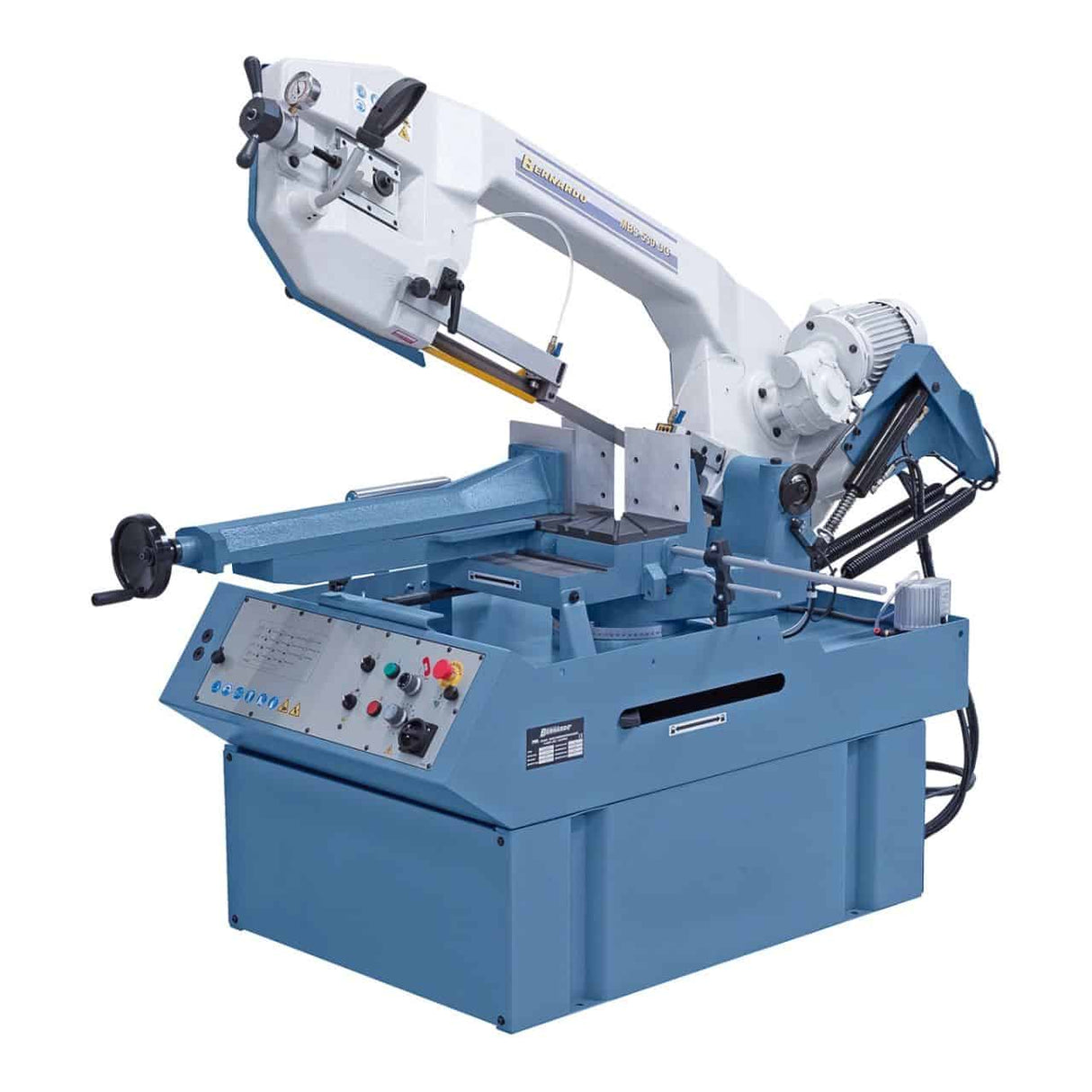 Segatrice a nastro Bernardo MBS 530 DG 400 V con capacità di taglio fino a 490 mm, doppio taglio obliquo e due velocità di taglio.