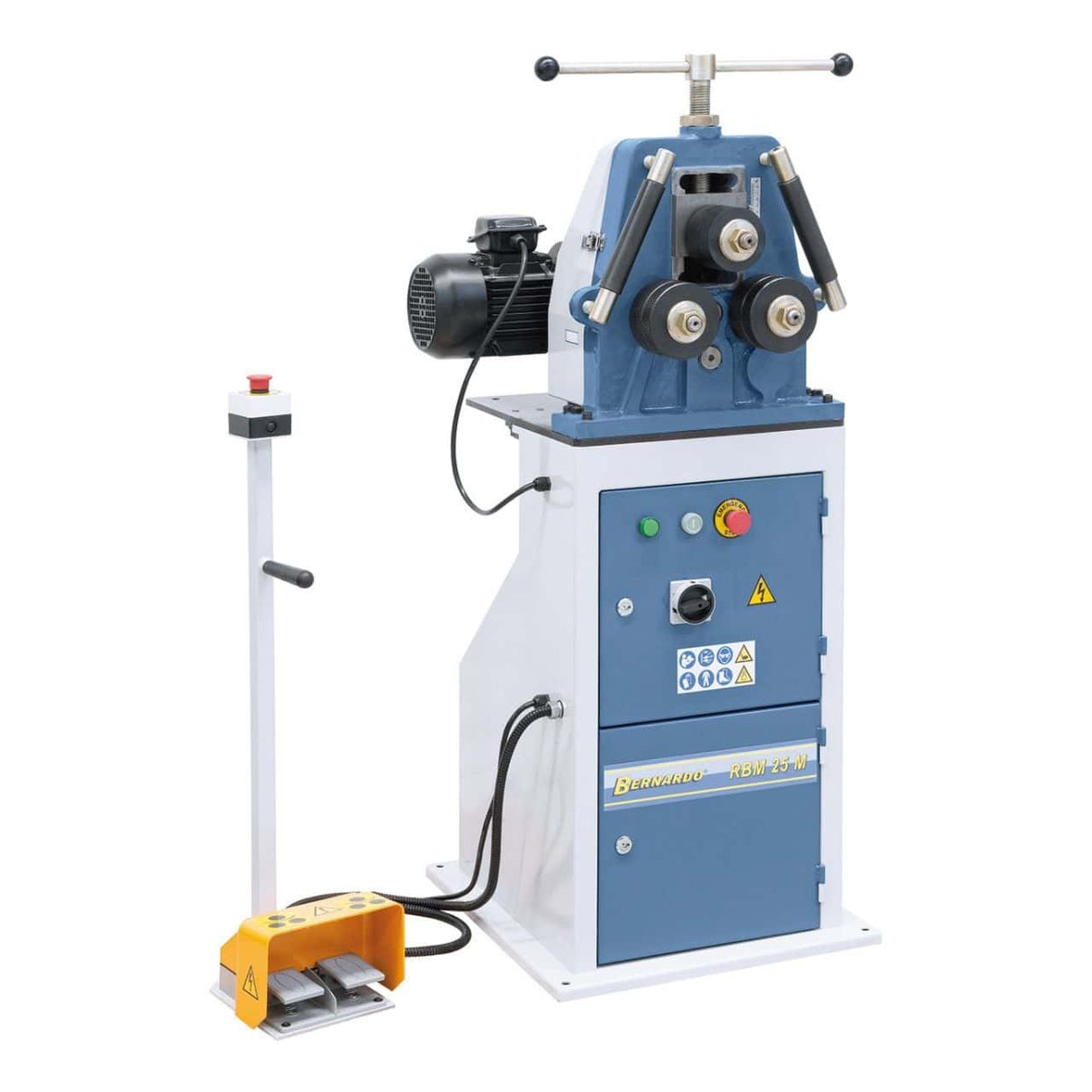 Curvatubi elettrica Bernardo RBM 25 M con rulli standard e pedale di comando, utilizzabile in posizione verticale e orizzontale.