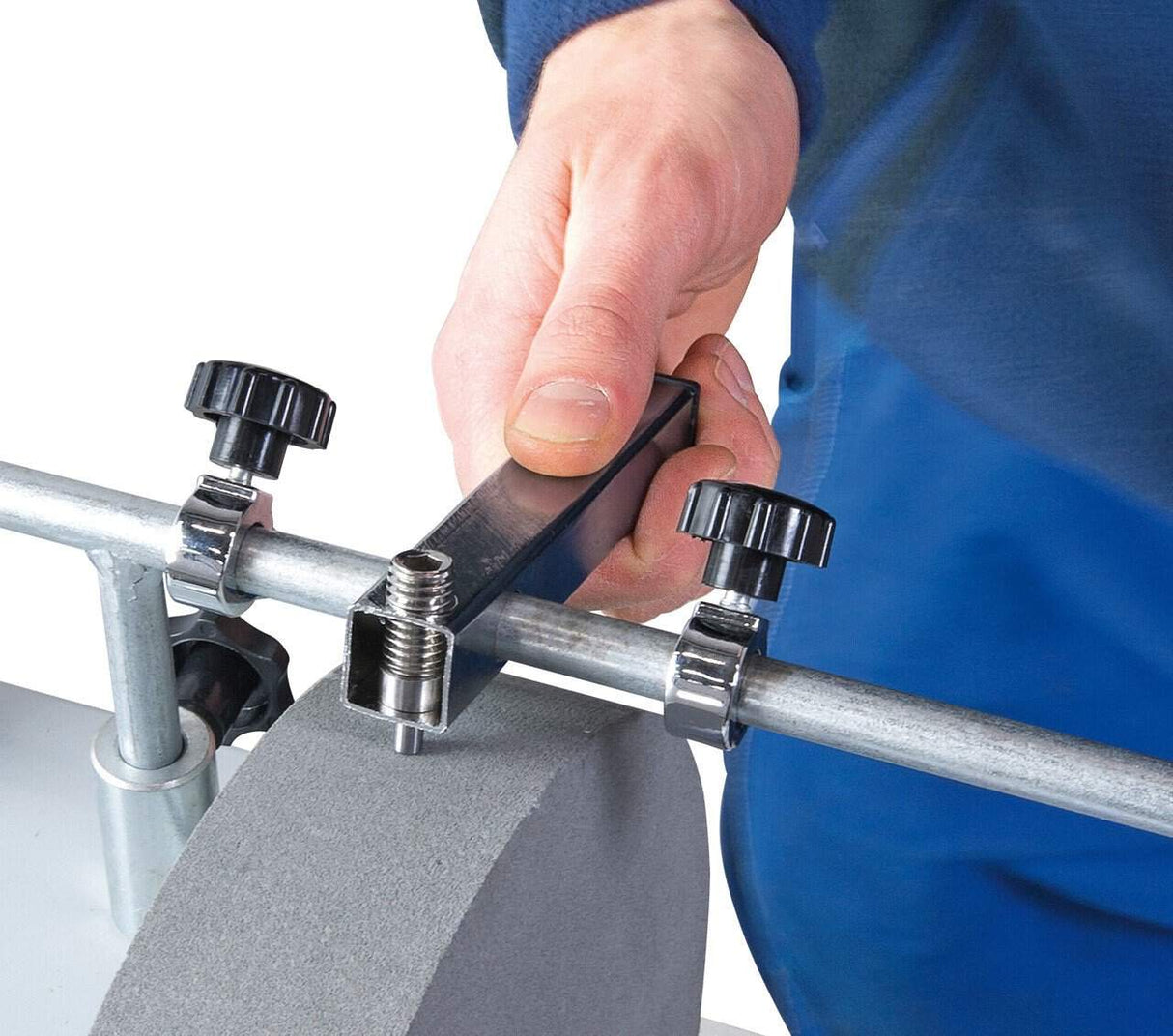 Accessorio diamantato per il ravvivamento delle mole su affilatrici NTS 250 Top e Vario, essenziale per una manutenzione professionale