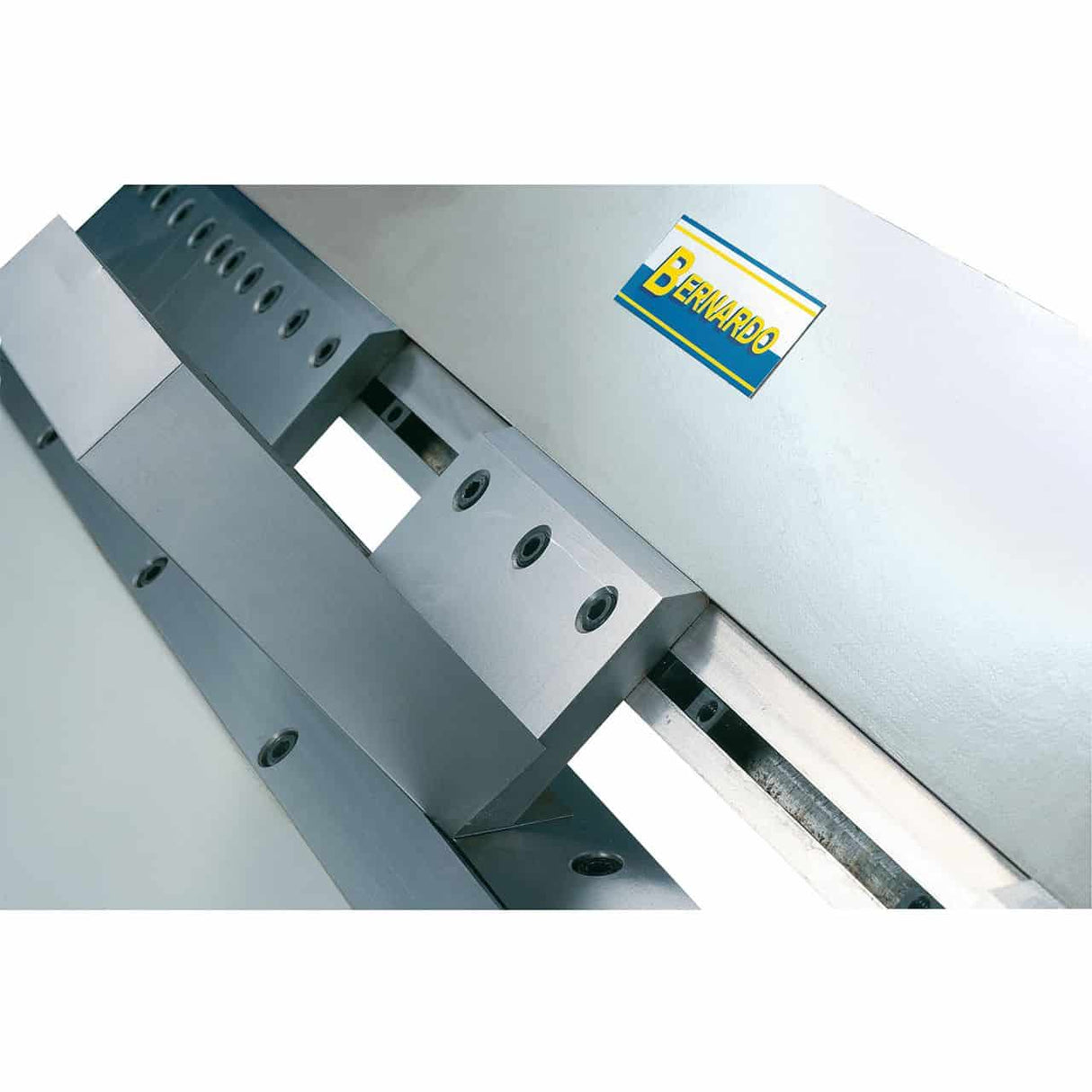 Bernardo TB 1500 – Piegatrice manuale con lama segmentata 1500 mm