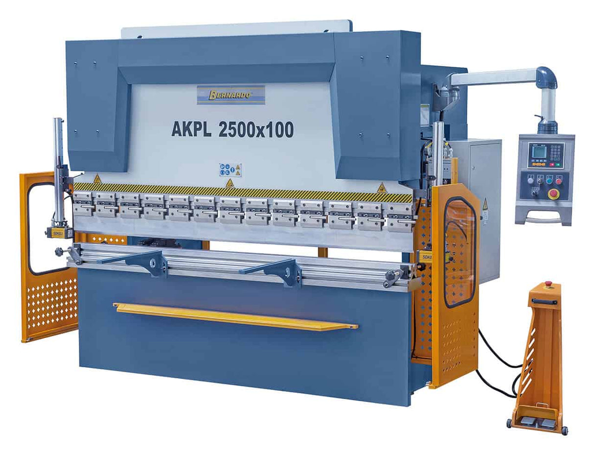 Bernardo Pressa piegatrice idraulica AKPL 2500 x 80