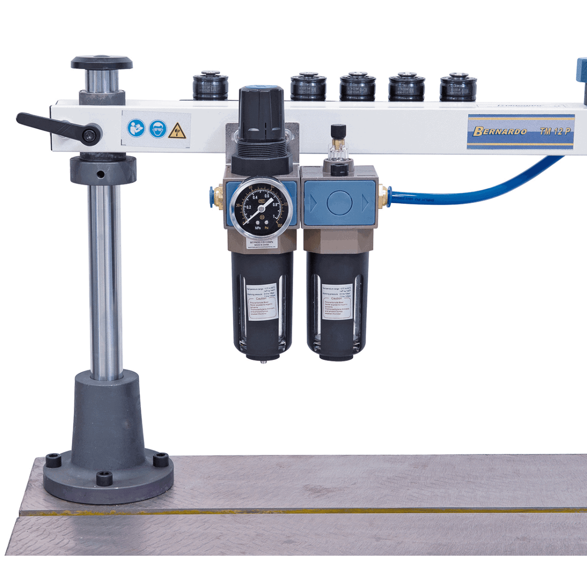 Pneumatic threading machine TM 24 P / R 1500