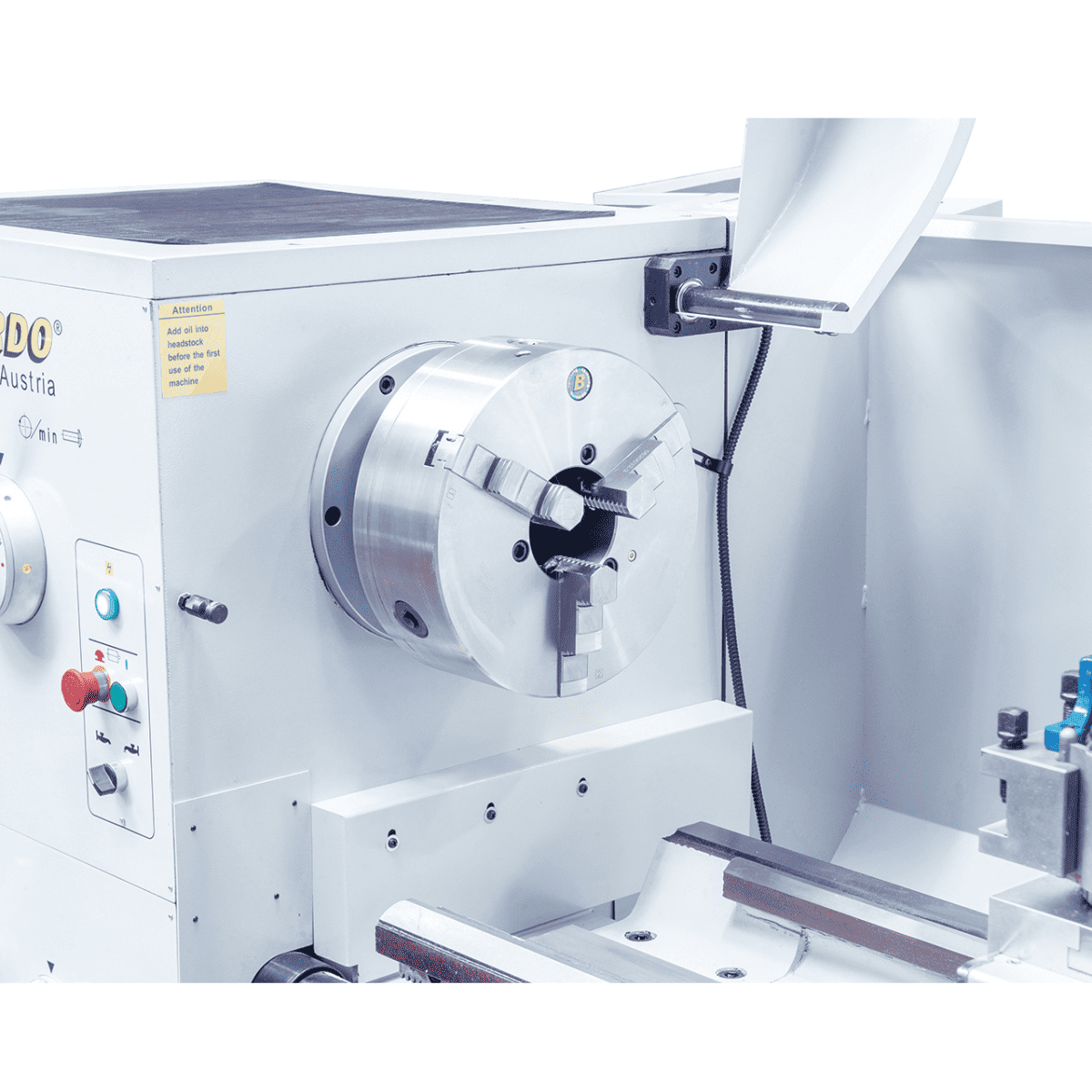Goliath 660 x 1000 Universal Lathe with Digital Display