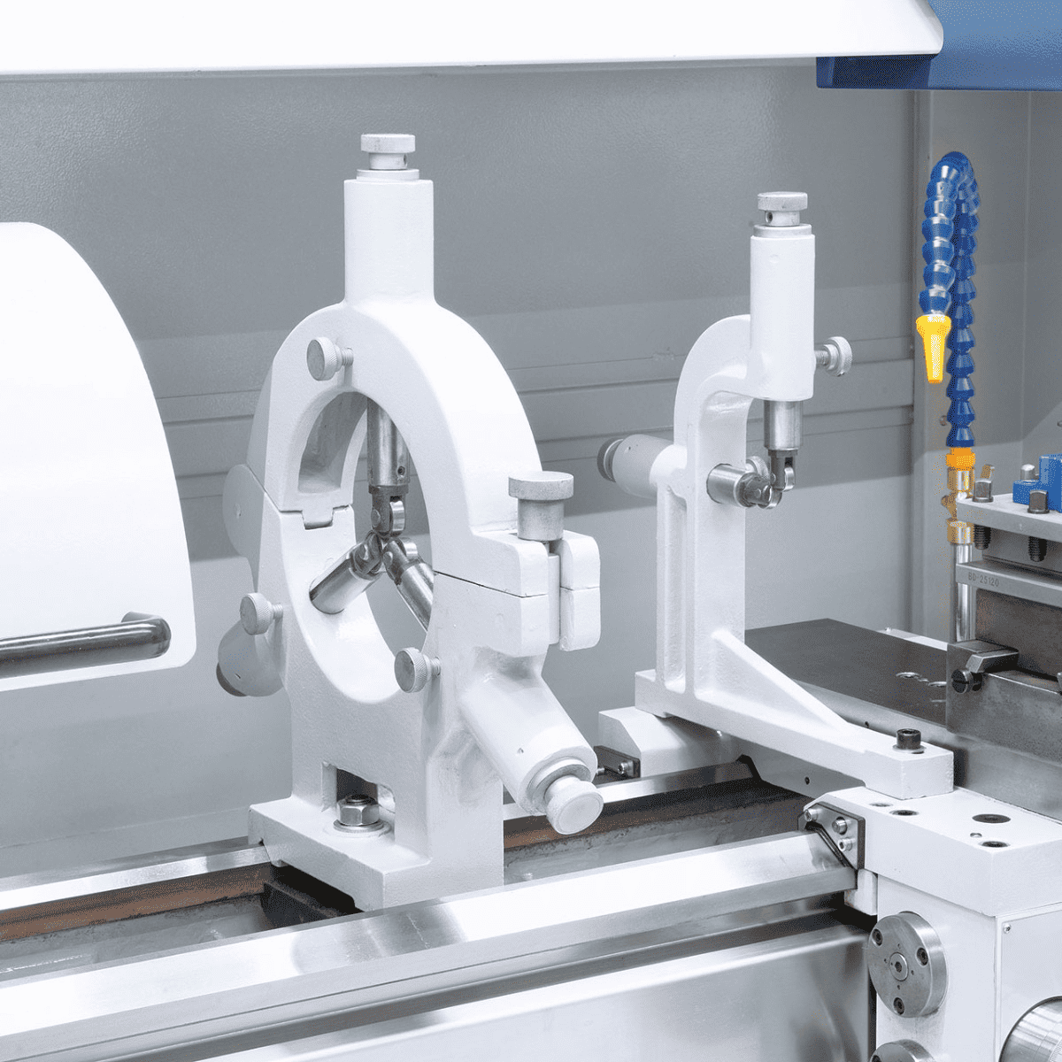 Compact 400 Universal Lathe with Digital Display