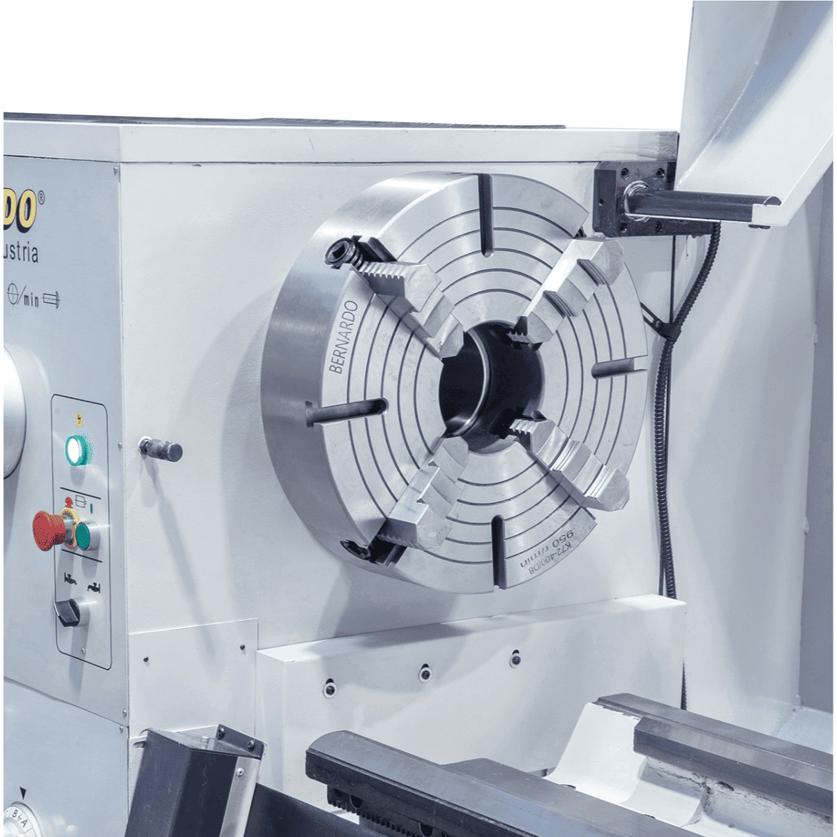 Goliath 660 x 3000 Universal Lathe with Digital Display