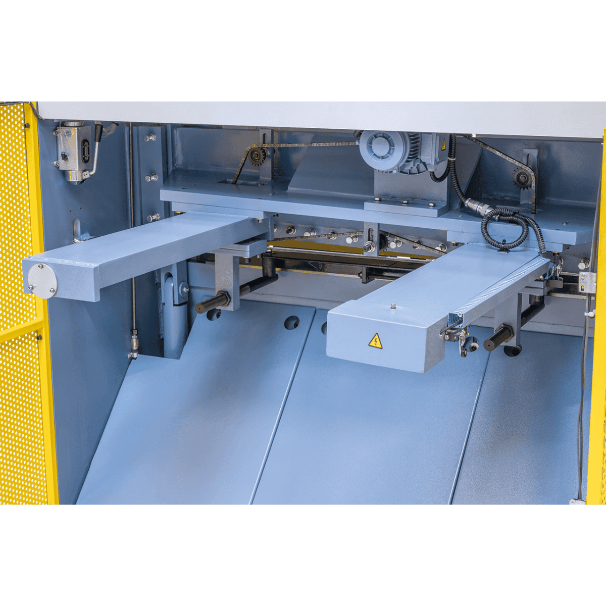 Bernardo HST 1600 x 4 – Cesoia idraulica per lamiera fino a 4 mm