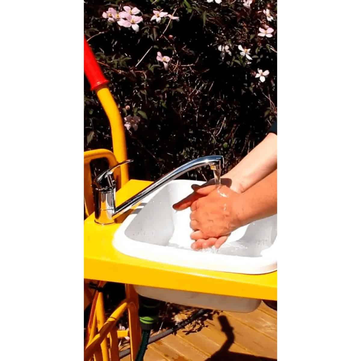 Ravendo CLM WS Multipurpose Cart: A Hygienic and Practical Solution