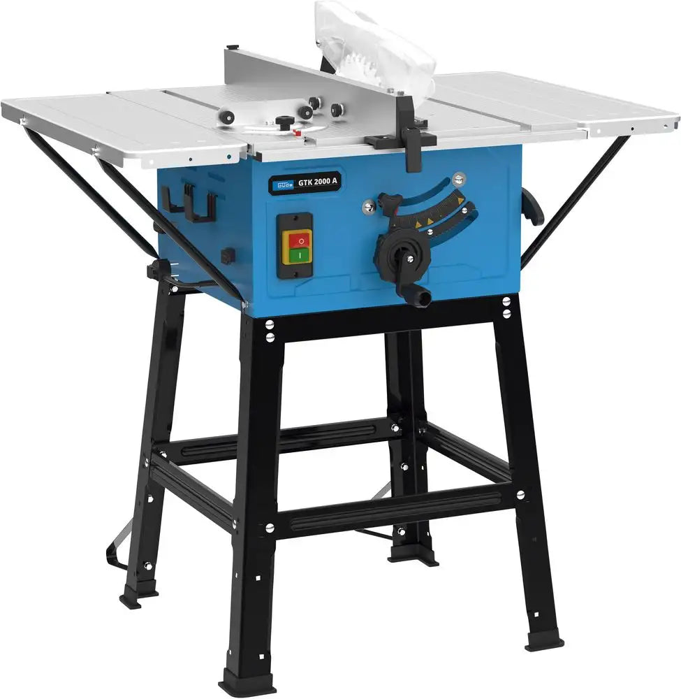Sega circolare da banco Guede GTK 2000 A con motore da 2000 W, piano in alluminio, lama Ø250 mm e inclinazione regolabile fino a 45°.