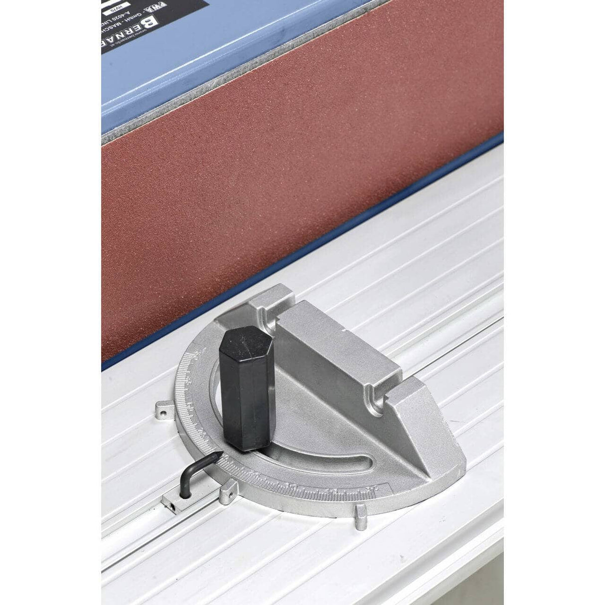 Smerigliatura per legno