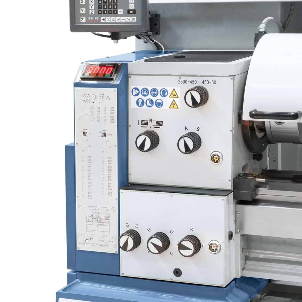 Compact 400 V Continuous Speed Universal Lathe