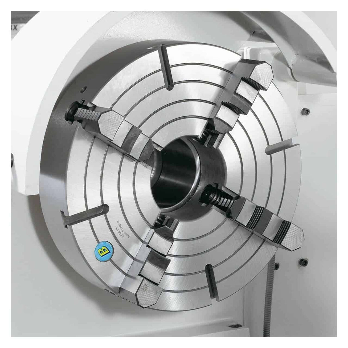 Compact 400 V Continuous Speed Universal Lathe