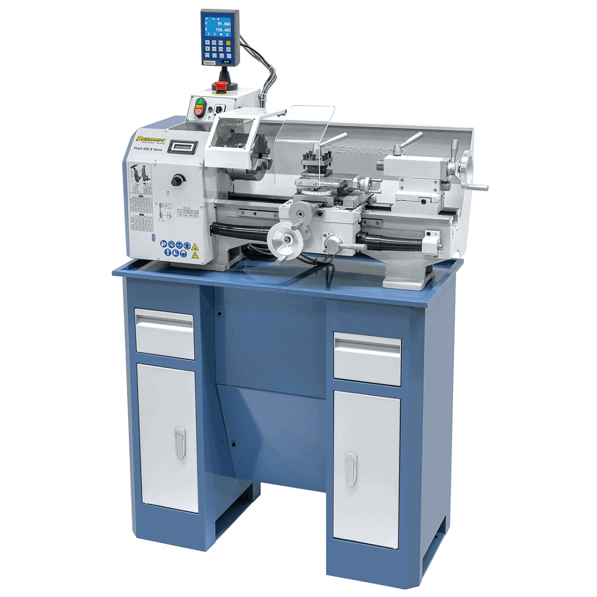 Tornio Bernardo Profi 450 S Vario con distanza tra le punte 450 mm, mandrino Ø 125 mm e DRO 2 assi DT 40 per lavorazioni precise.