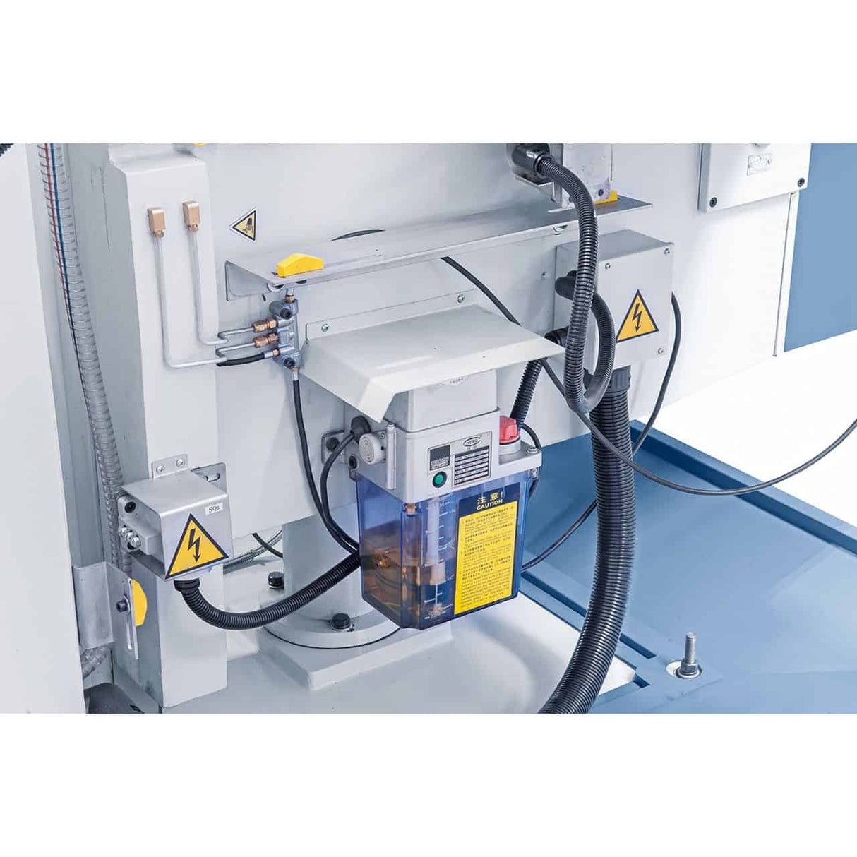 Universal milling machine with servo-assisted turret for UWF 200 Servo feeds