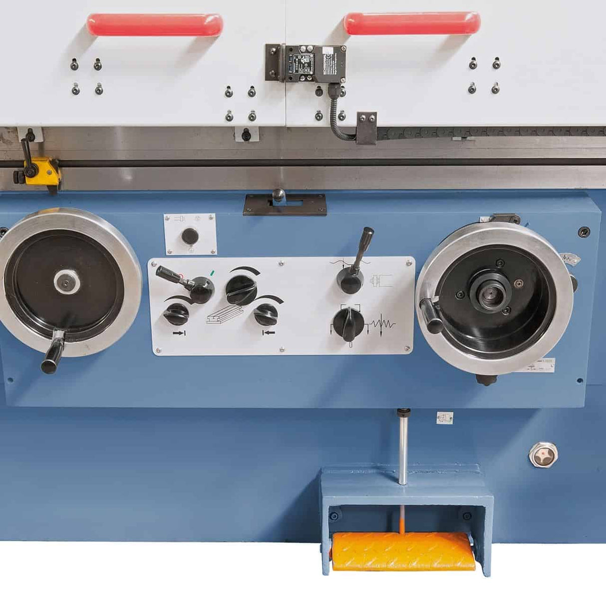 Universal cylindrical grinder URS 1500 N