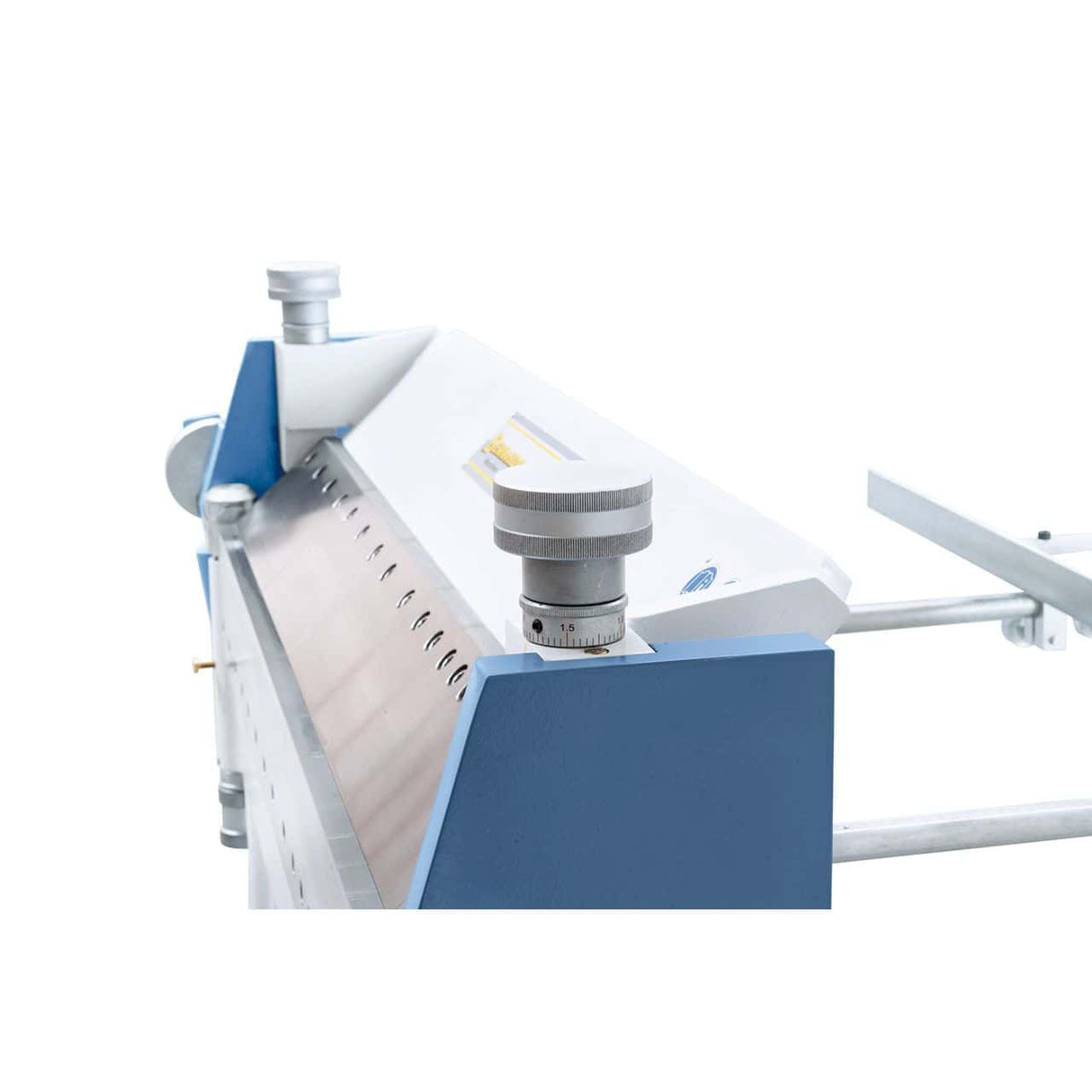 TBS 1500 folding machine with upper and lower segment blade