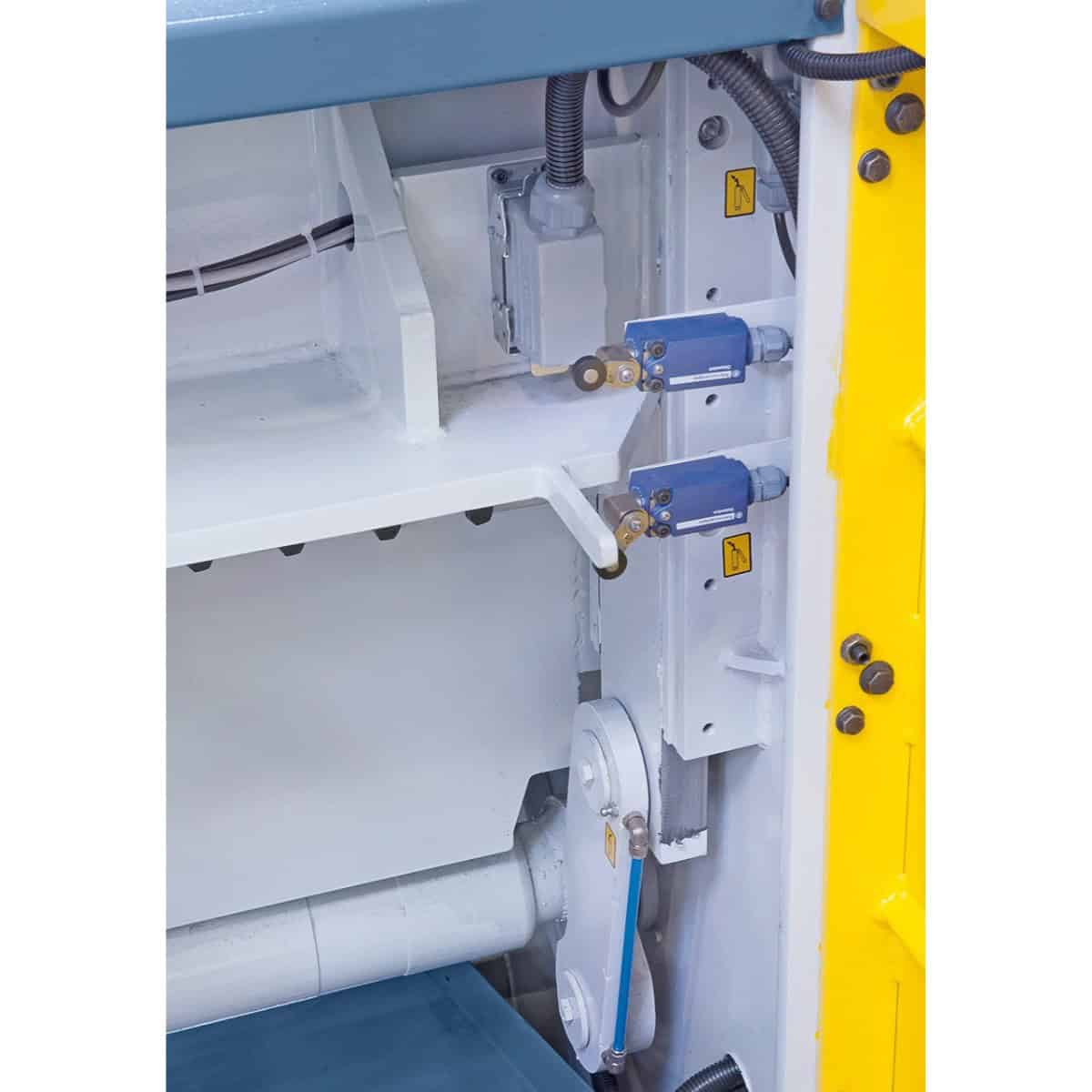 Motorized guillotine shear MTE 2060 x 3 NCC 