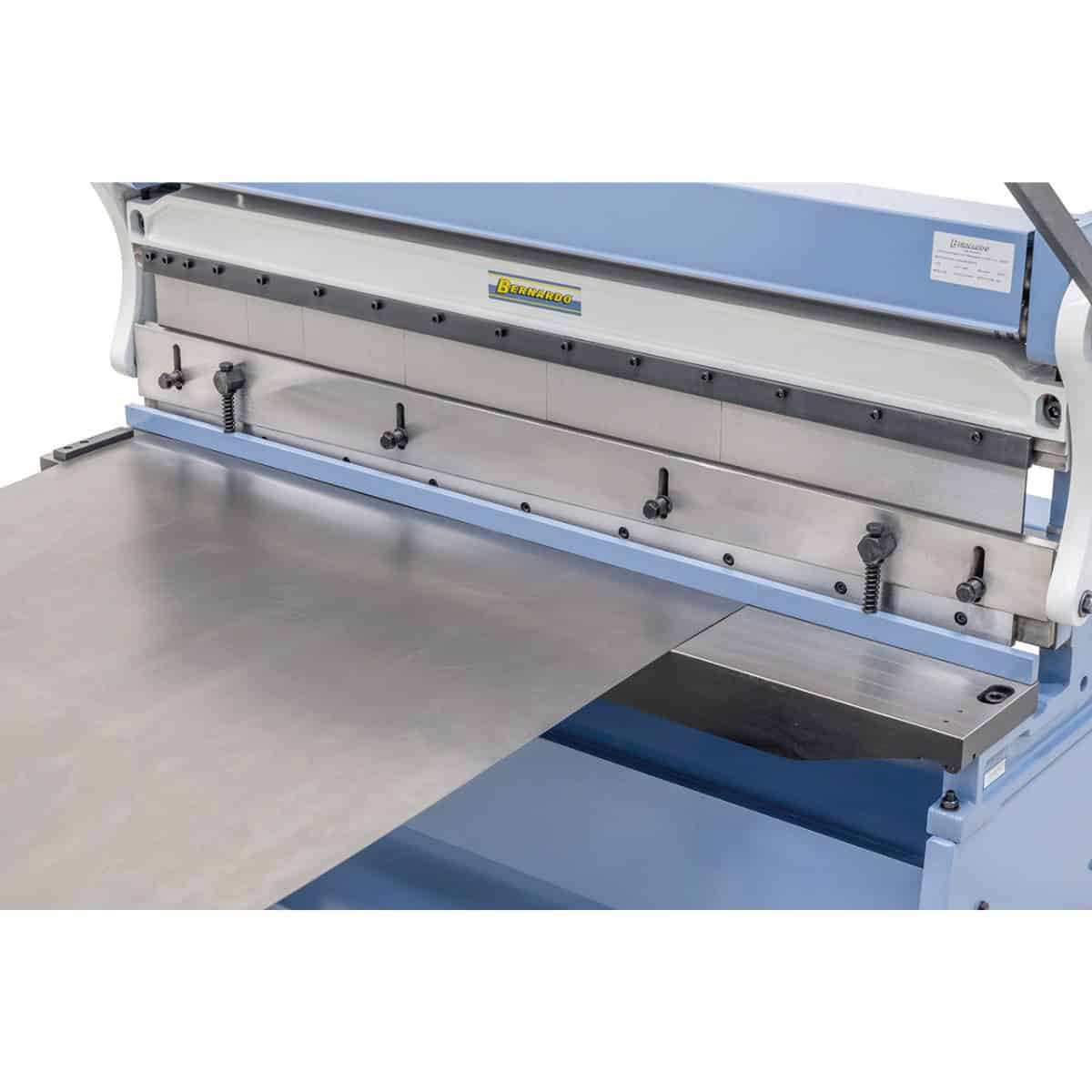 3-in-1 1320 plate bending, shearing and bending machine 