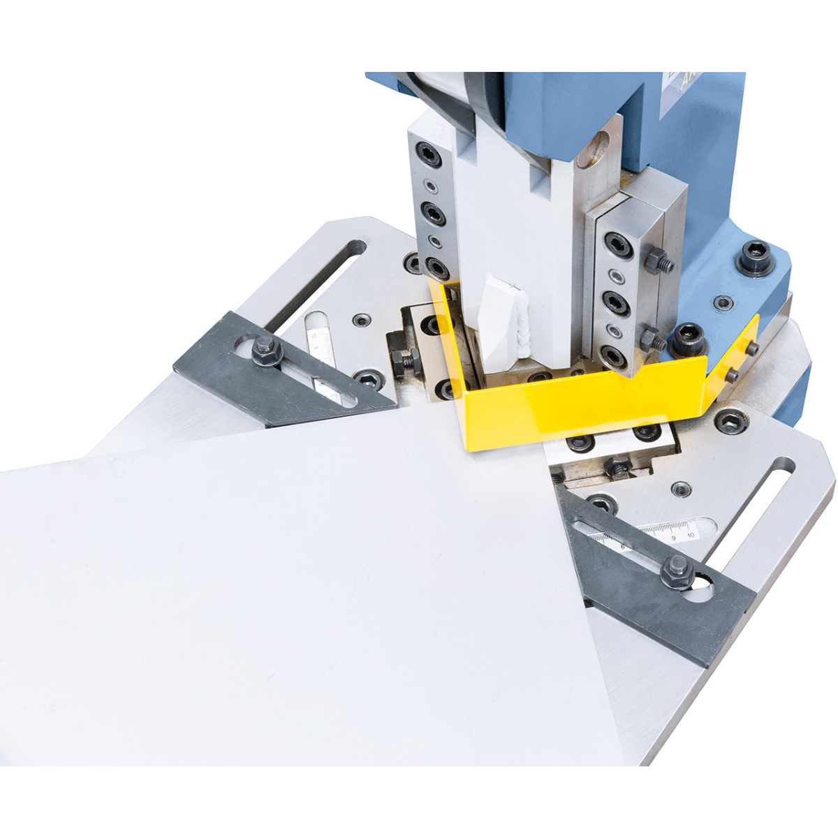 AK 100 manual notching machine