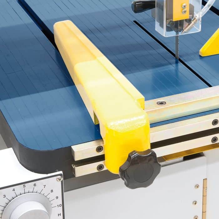 Longitudinal stop for VMS-series