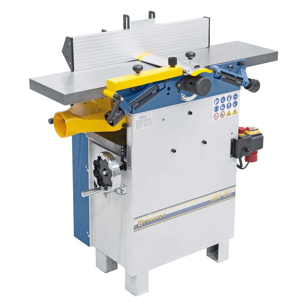 Macchina combinata Bernardo ADM 260 con tavoli in ghisa, larghezza utile 250 mm e motore 400 V, ideale per falegnameria.