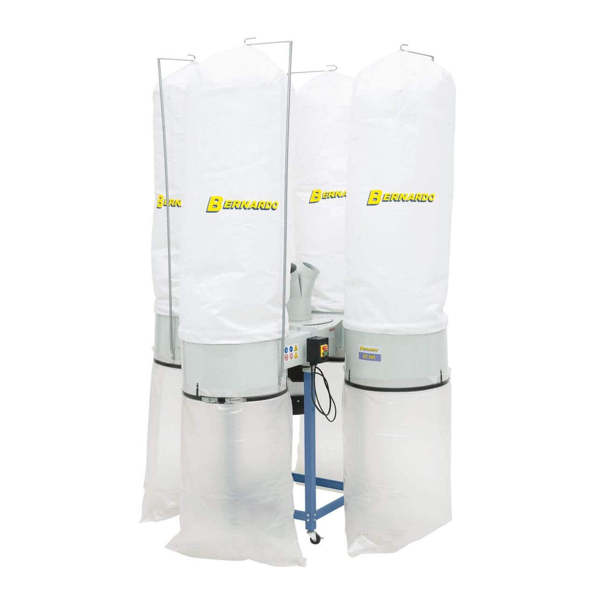 Impianto di aspirazione Bernardo DC 800 con 4 sacche trucioli da 210 L e superficie filtrante da 8 m², ideale per falegnamerie professionali.