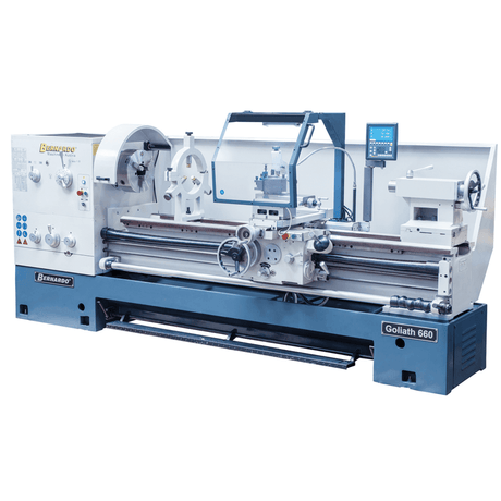 Tornio Bernardo Goliath 660 x 1500, macchina pesante con struttura in ghisa stabilizzata, mandrino a 3 griffe e distanza tra le punte di 1500 mm, ideale per lavorazioni industriali.
