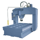 Pressa idraulica Bernardo DKS 300 a portale da 300 tonnellate con corsa longitudinale di 3000 mm e struttura industriale pesante.