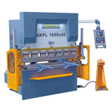 Bernardo AKPL 1600 x 63, pressa piegatrice idraulica da 63 tonnellate con CNC E21S, utensili inclusi e sistema di sicurezza SDKELI.