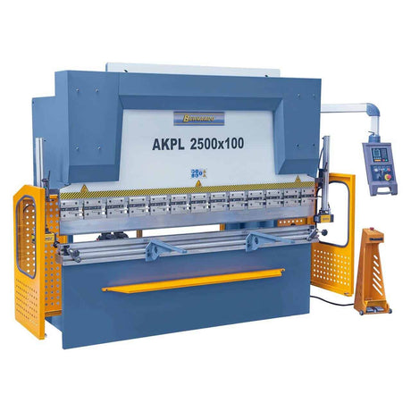 Bernardo AKPL 2500 x 80, pressa piegatrice idraulica da 80 tonnellate con CNC E21S, utensili inclusi e sistema di sicurezza SDKELI.