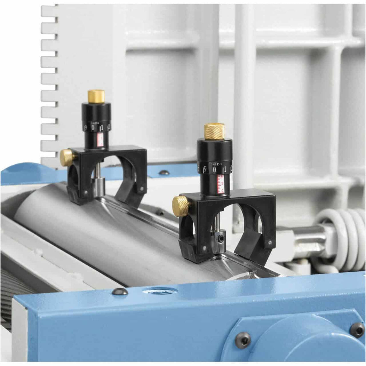 Adjustment gauge for HML planer blades