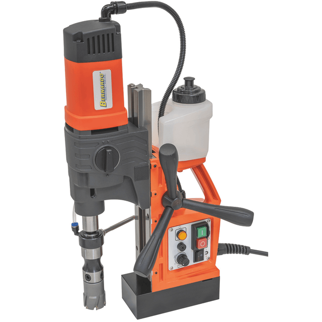 Bernardo Carotatrice magnetica TPC 1000 con capacità Ø 36 mm, funzione maschiatura M18 e base magnetica da 14.200 N.