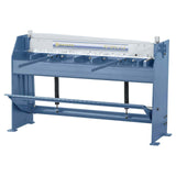 Bernardo Cesoia a pedale FS 1270 x 1,6 con struttura in ghisa, arresto posteriore 600 mm e lame a doppio taglio in acciaio di qualità.