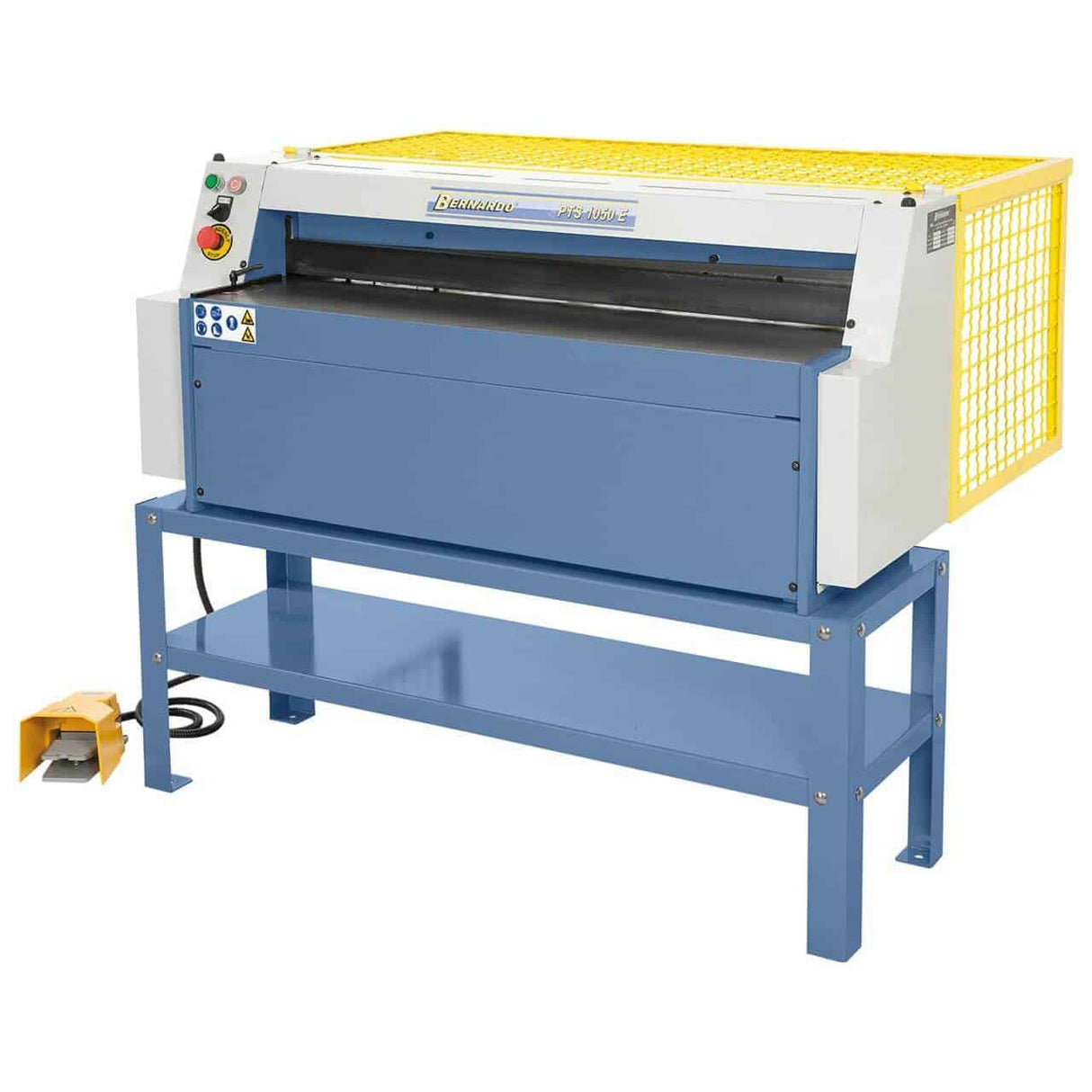 Cesoia a ghigliottina motorizzata Bernardo PTS 1050 E con comando a pedale, arresto micrometrico e illuminazione integrata.