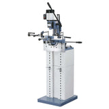 Macchina mortasatrice per porte e telai in legno con tavolo inclinabile, bloccaggi eccentrici e gruppo mandrino regolabile in più direzioni. Robusta, precisa e adatta a usi intensivi.