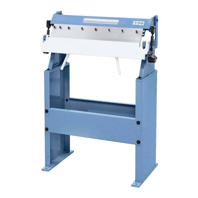 Piegatrice manuale Bernardo SB 610 S, compatta e robusta, ideale per lamiere fino a 610 mm e spessore massimo di 1,5 mm.