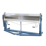 Piegatrice Bernardo TBS 2060 con lame segmentate superiori e inferiori, guida piana di grandi dimensioni e bloccaggio a pedale.