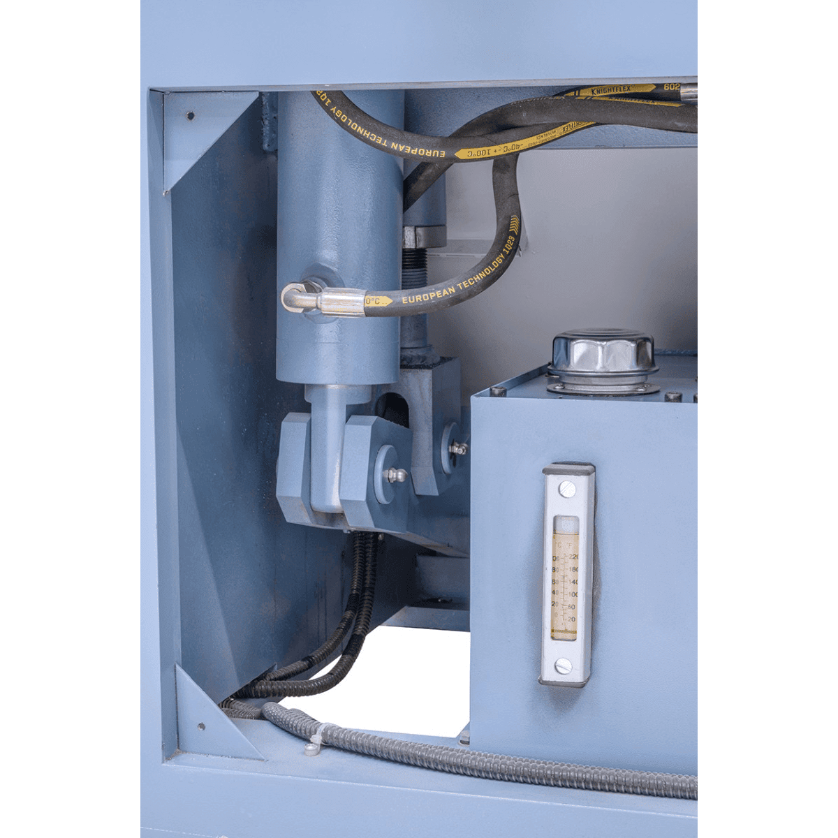 Hydraulic shear HST 1600 x 6 