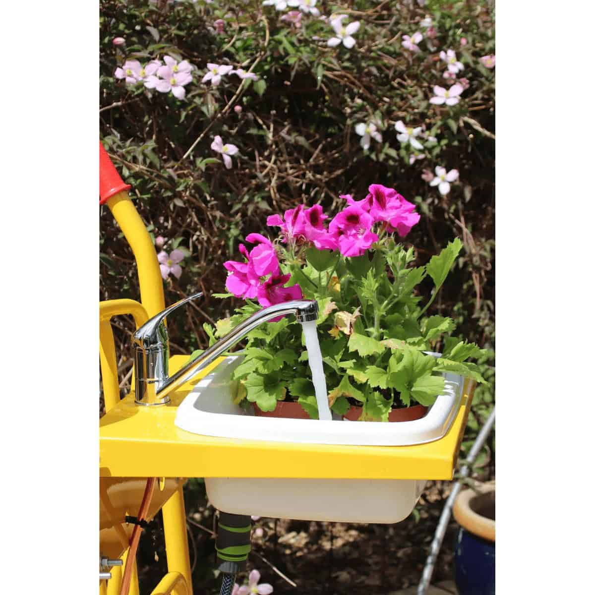 Ravendo CLM WS Multipurpose Cart: A Hygienic and Practical Solution