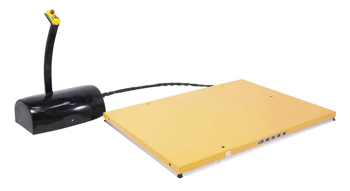 Lifting table with closed platform FSHT 1001 G