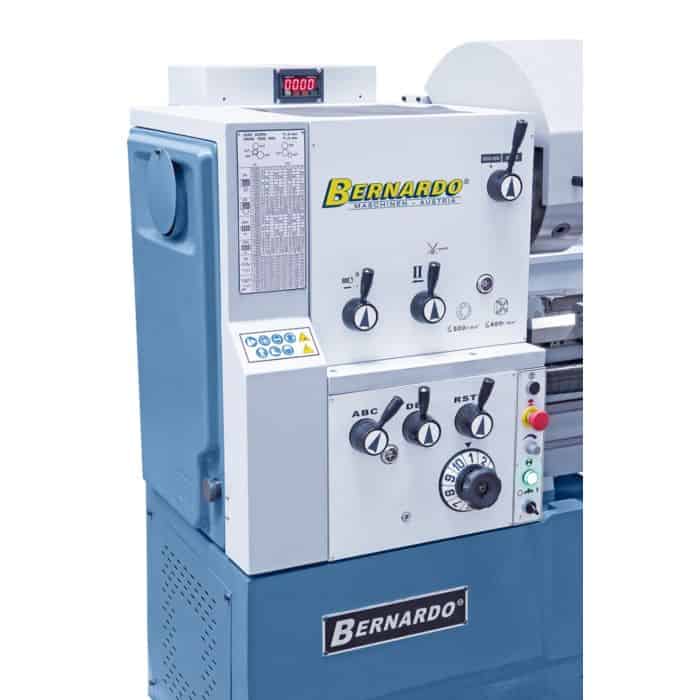 Titan 560 x 3000 Pro Vario Lathe